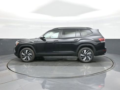 New 2026 Volkswagen Atlas SE image 4