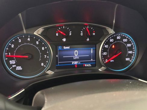 Used 2023 Chevrolet Equinox LT FWD image 19