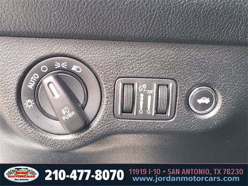 Used 2018 Dodge Challenger GT w/ Driver Convenience Group image 20