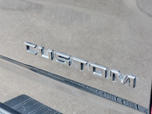 Used 2021 Chevrolet Silverado 1500 Custom w/ LPO, Dark Essentials Package AWD/4WD image 9