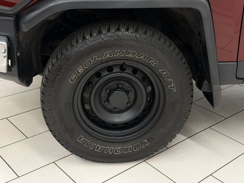 Used 2008 Toyota FJ Cruiser 4WD image 10