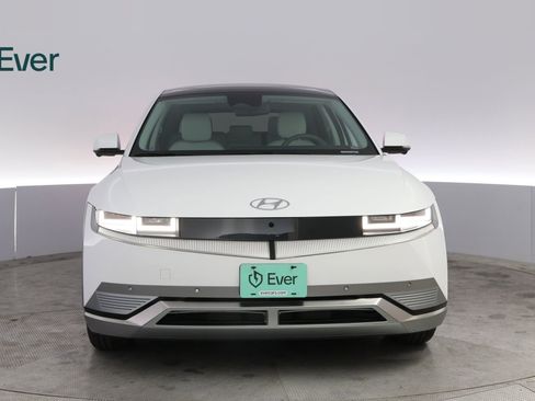 Used 2024 Hyundai Ioniq 5 Limited image 12
