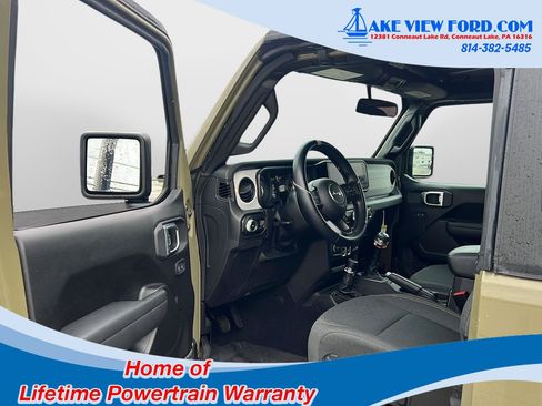 Used 2025 Jeep Wrangler Sport AWD/4WD image 18