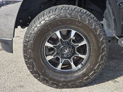 Used 2019 RAM 2500 Big Horn image 23