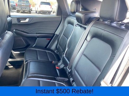 Used 2022 Ford Escape Titanium image 18