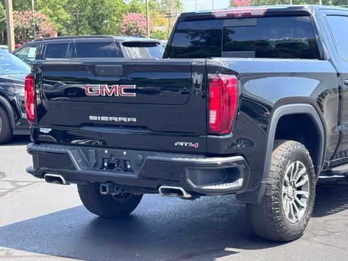 Used 2022 GMC Sierra 1500 AT4 w/ AT4 Premium Package AWD/4WD image 44