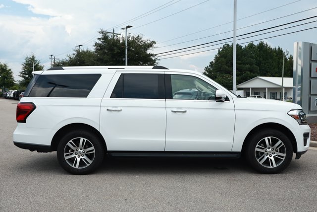 Used 2024 Ford Expedition Max Limited RWD image 4
