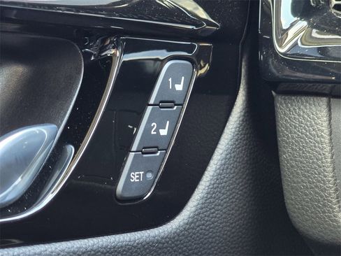 Used 2023 Honda CR-V EX-L image 30