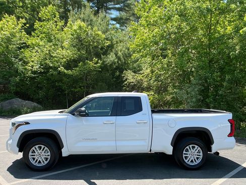 Used 2024 Toyota Tundra SR5 w/ SR5 Premium Package AWD/4WD image 2