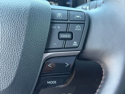 Used 2025 Toyota Camry XSE FWD image 18