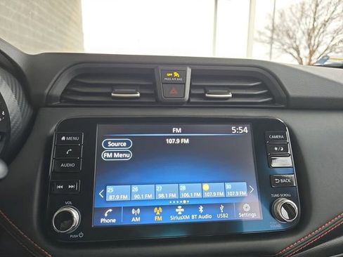 New 2025 Nissan Versa SR image 8