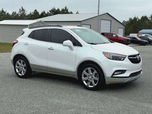 Used 2020 Buick Encore Essence w/ Experience Buick Package image 2