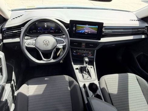 Used 2025 Volkswagen Jetta S FWD image 9