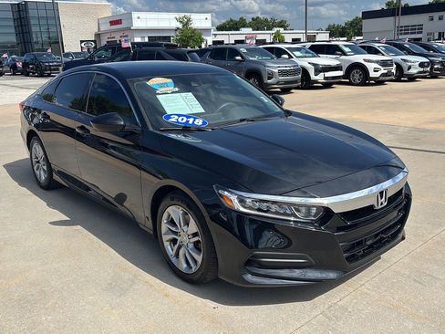 Used 2018 Honda Accord LX image 1