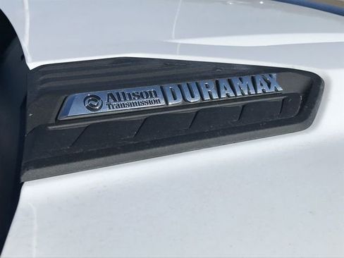 Certified 2025 Chevrolet Silverado 2500 LT w/ Convenience Package image 4