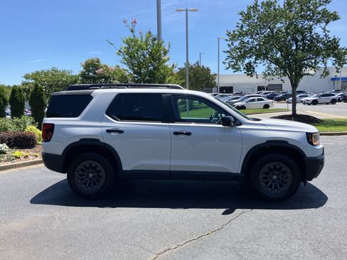Used 2026 Honda Passport TrailSport image 11