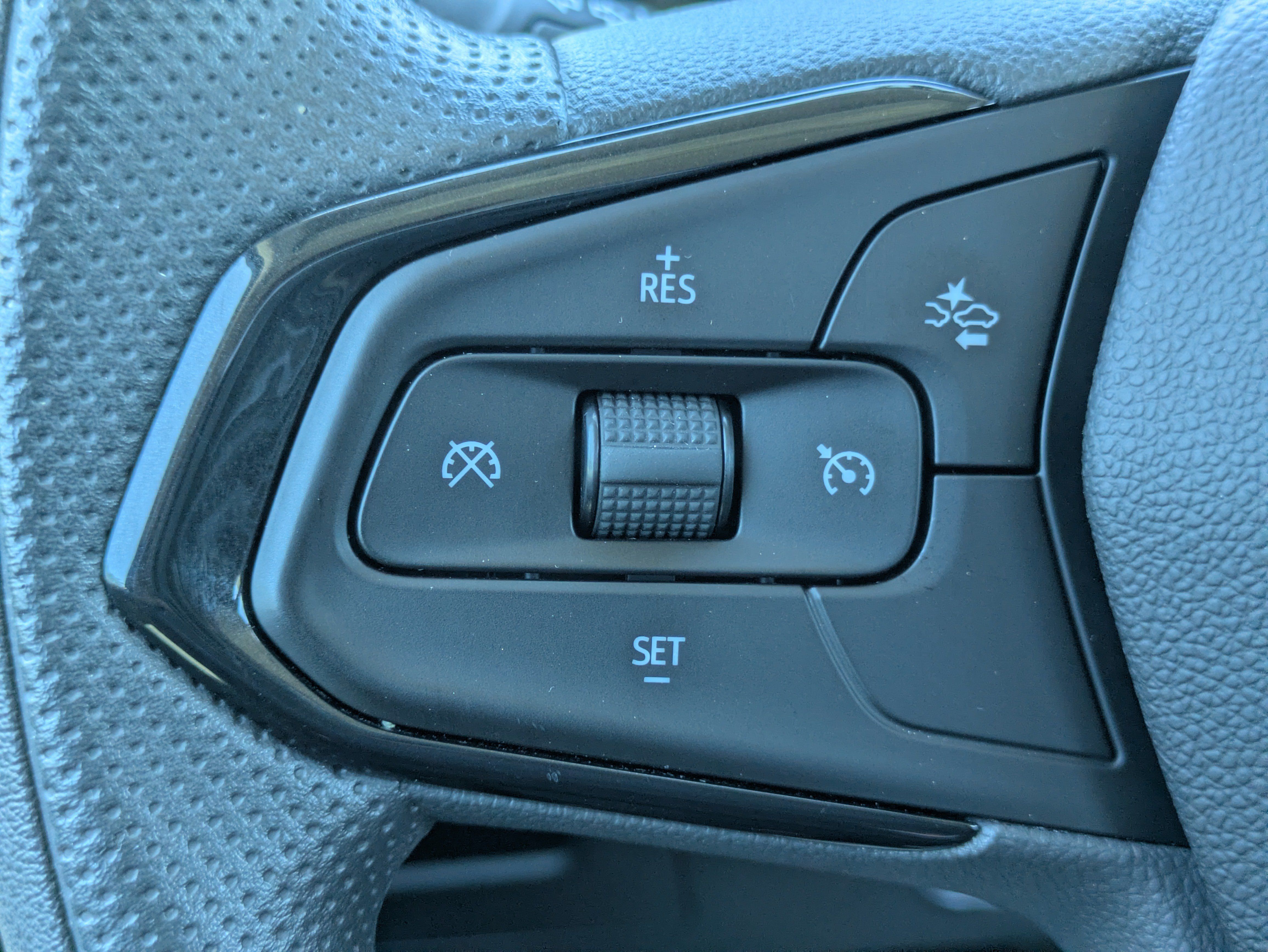 Certified 2026 Chevrolet TrailBlazer LS FWD image 15