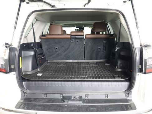 Used 2023 Toyota 4Runner Limited AWD/4WD image 59