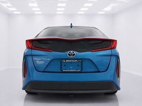 Used 2021 Toyota Prius Prime LE FWD image 9