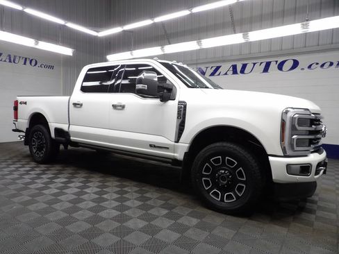 Used 2024 Ford F250 Platinum AWD/4WD image 3