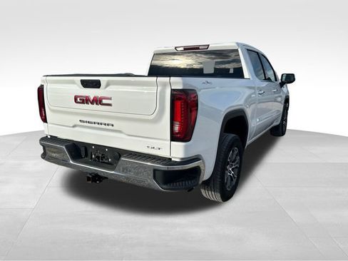 Used 2024 GMC Sierra 1500 SLT image 5