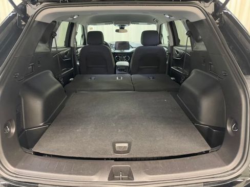 Used 2025 Chevrolet Blazer LT AWD/4WD image 33