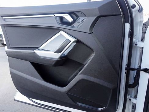 Used 2021 Audi Q3 2.0T Premium image 21