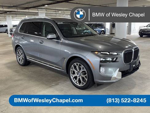 Used 2026 BMW X7 xDrive40i AWD/4WD image 1
