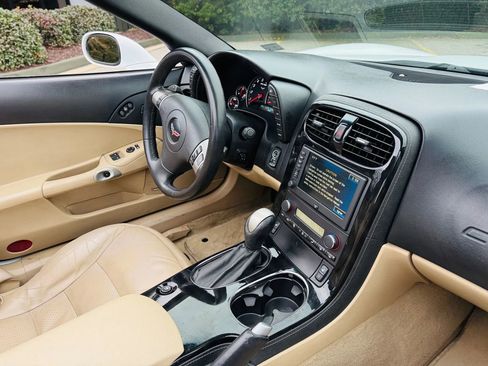 Used 2009 Chevrolet Corvette Coupe w/ Preferred Equipment Group image 50