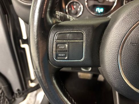 Used 2013 Jeep Wrangler Sport image 30