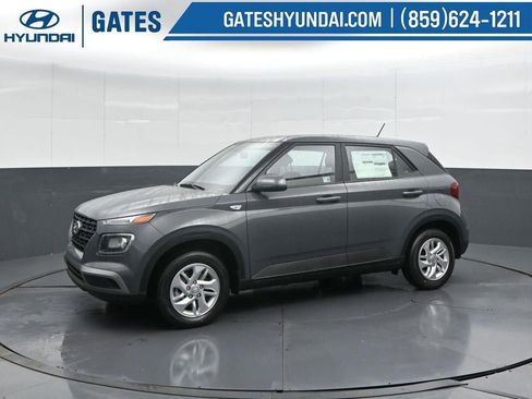 New 2026 Hyundai Venue SE image 7