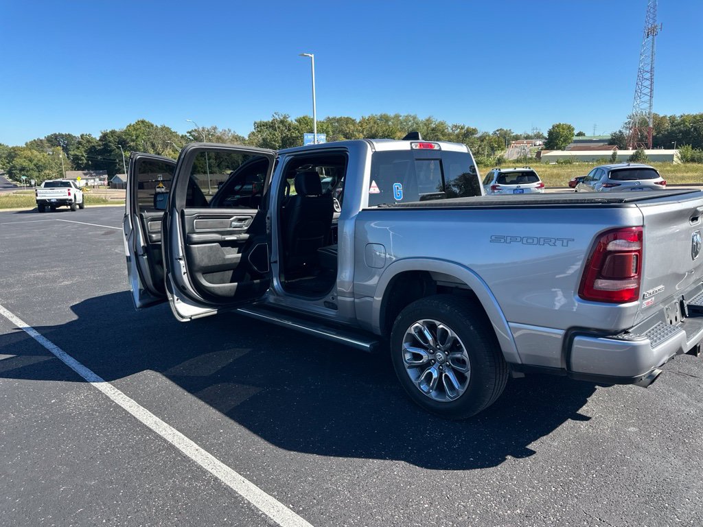 Used 2020 RAM 1500 Laramie w/ Sport Appearance Package AWD/4WD image 28