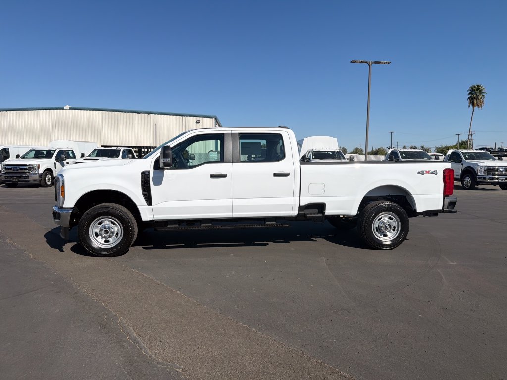 New 2027 Ford F350 XL w/ XL Chrome Package AWD/4WD image 2