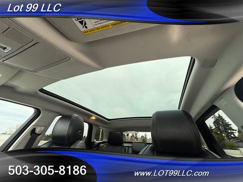 Used 2018 Land Rover Range Rover Evoque SE Premium image 12