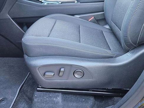 New 2026 Chevrolet Traverse LT w/ Midnight/Sport Edition image 4