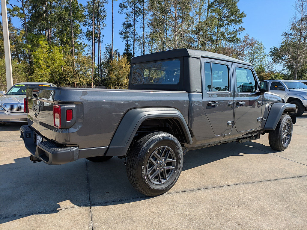 New 2026 Jeep Gladiator Sport AWD/4WD image 4