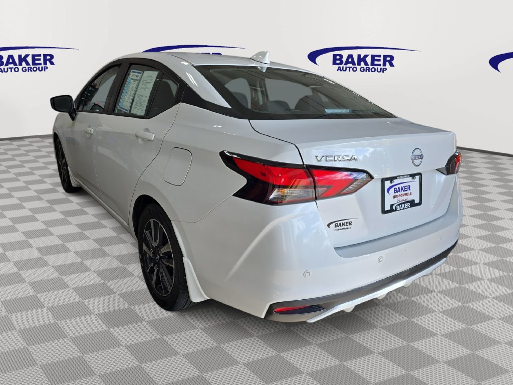 Used 2025 Nissan Versa SV w/ Trunk Package FWD image 7