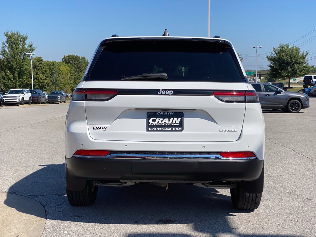 Used 2025 Jeep Grand Cherokee Laredo w/ MOPAR Finishing Package RWD image 6