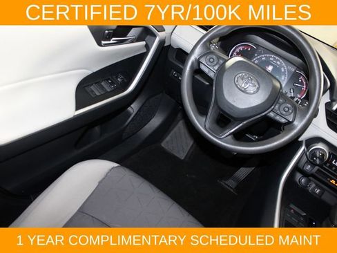 Used 2024 Toyota RAV4 XLE FWD image 18
