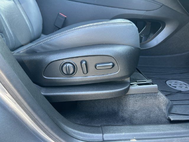 Used 2019 Buick Enclave Premium w/ Experience Buick Package FWD image 40