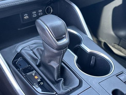 Used 2023 Toyota Highlander LE image 20