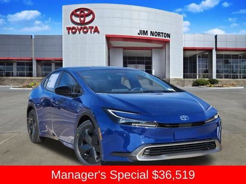 New 2026 Toyota Prius Plug-In Hybrid FWD image 1