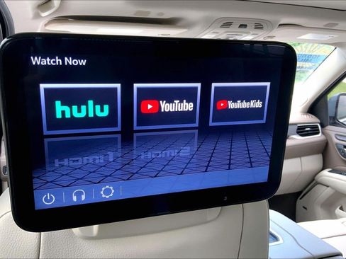 Used 2023 GMC Yukon XL Denali w/ Denali Reserve Package AWD/4WD image 35
