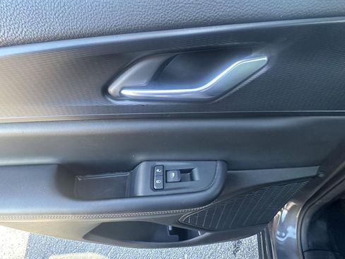 Used 2024 Jeep Grand Cherokee Altitude image 33