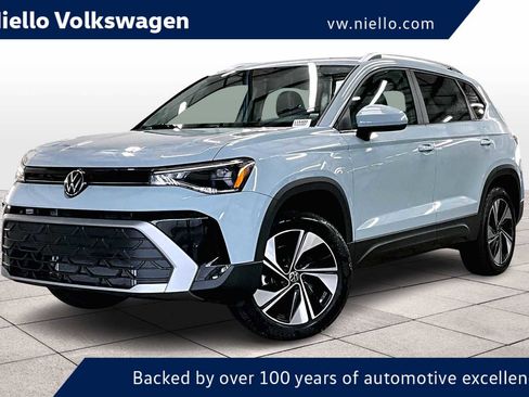 New 2026 Volkswagen Taos SE image 1