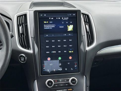 Certified 2024 Ford Edge Titanium image 16