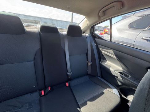 Used 2025 Nissan Versa SV image 33