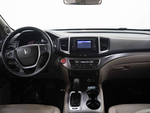 Used 2019 Honda Ridgeline RTL image 13