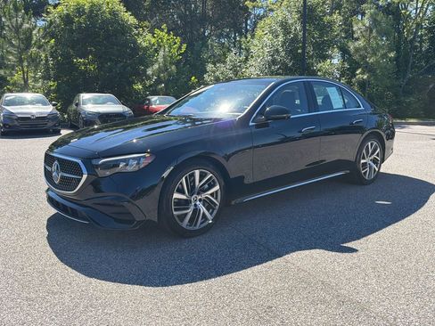 Certified 2025 Mercedes-Benz E 450 4MATIC Sedan image 5