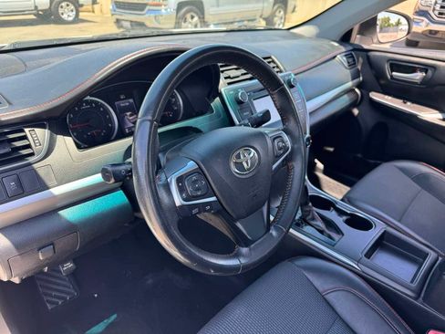 Used 2017 Toyota Camry SE FWD image 22